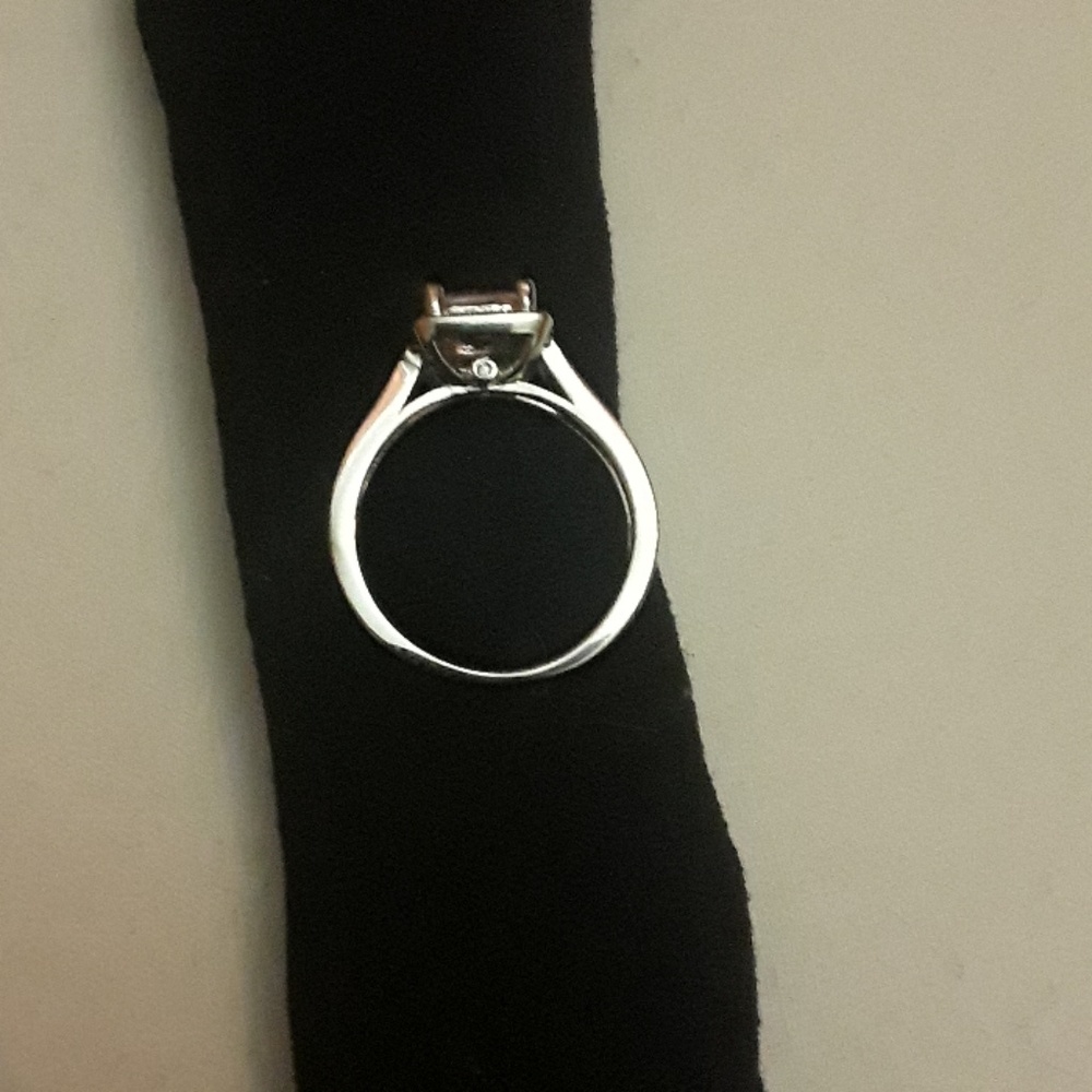 Ring - Picture 4 of 4
